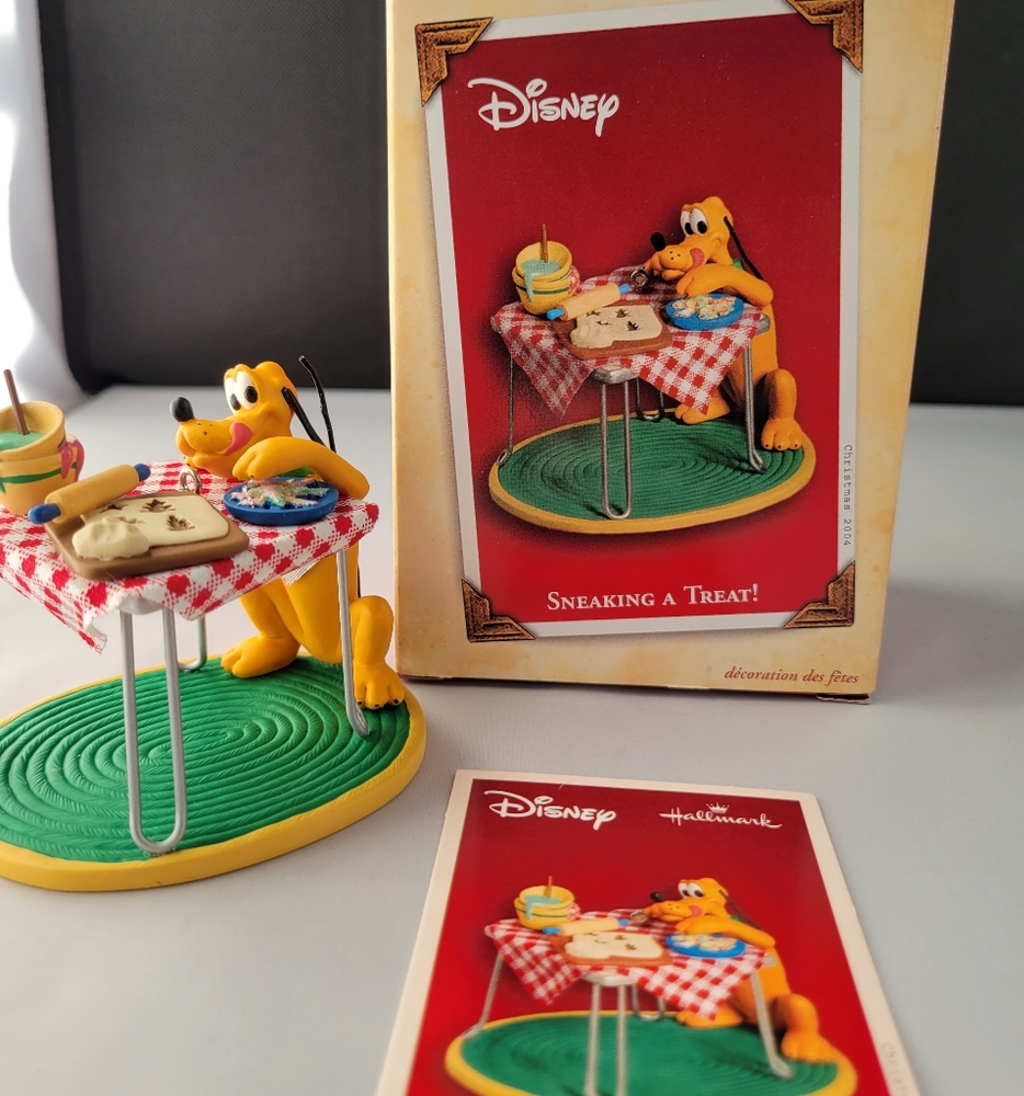 2004 Hallmark Vintage Disney Pluto Sneaking A Treat! Ornament All Occasion
